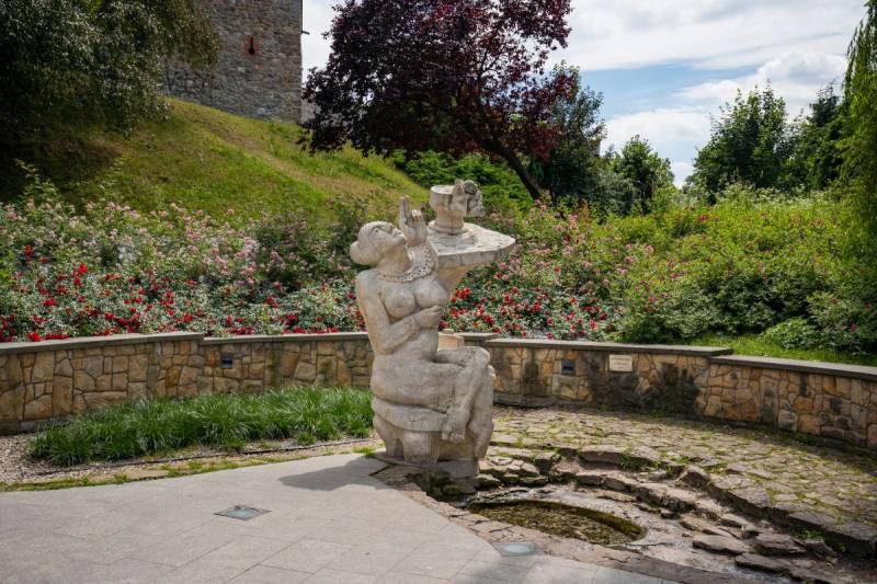 Sculpture of Biruta in Kielce