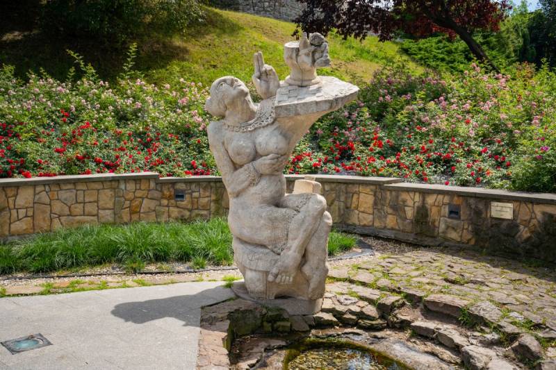 Sculpture of Biruta in Kielce