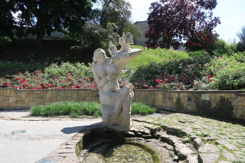 Sculpture of Biruta in Kielce