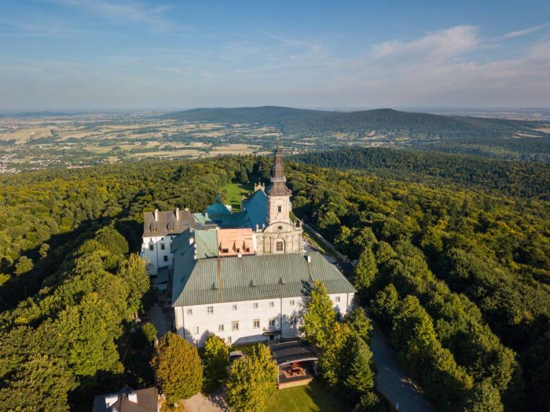 Monastery of the Missionary Oblates and the Sanctuary of the Relics of the Tree in the Łysa Góra