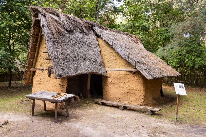 Archeological museum and “Krzemionki” Nature Reserve (UNESCO)