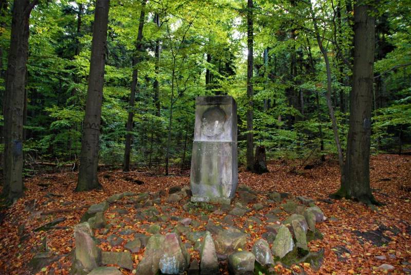 Stefan Żeromski Monument in Święta Katarzyna